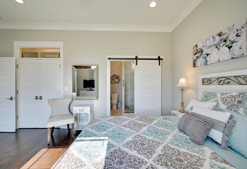 On Site Lake W/ Boat Ramp: Greenwood Retreat!