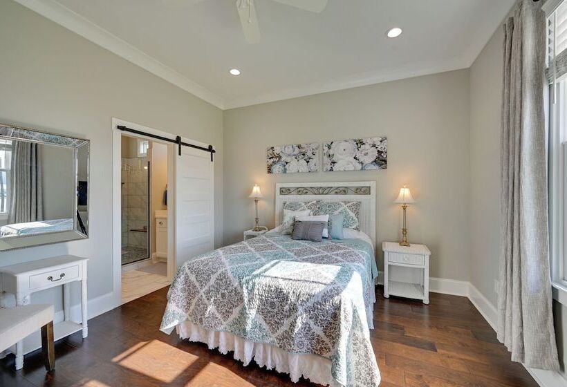 On Site Lake W/ Boat Ramp: Greenwood Retreat!