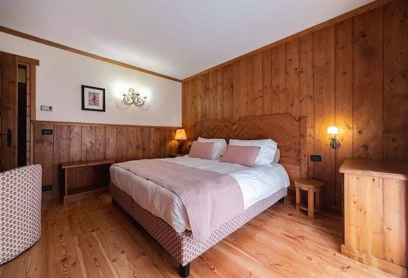 Hotelli Bouton D Or   Courmayeur