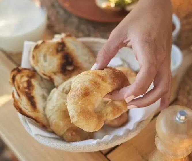 Hotelli Brisas Del Lago Glamping