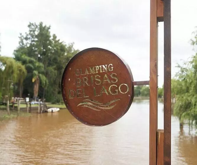 Hotelli Brisas Del Lago Glamping