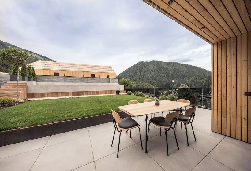 Hotelli Chalet Purmontes