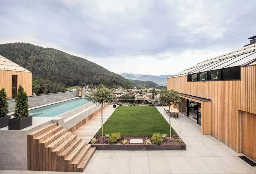 Hotelli Chalet Purmontes