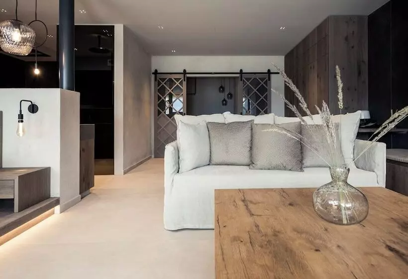 Hotelli Chalet Purmontes