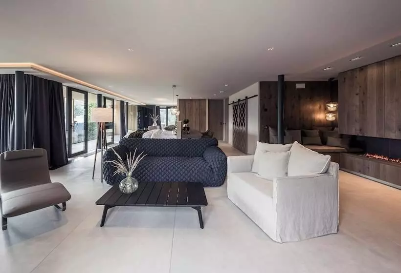 Hotelli Chalet Purmontes