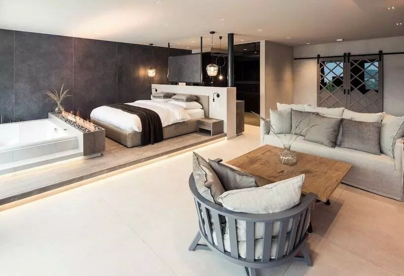 Hotelli Chalet Purmontes