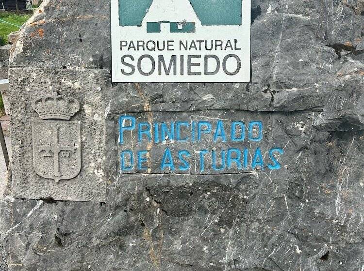 فندق Coronel Somiedo