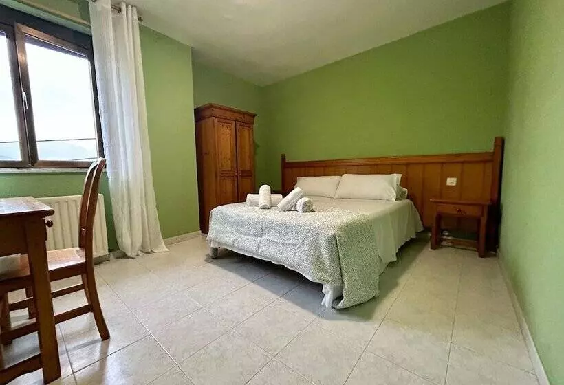 ホテル Coronel Somiedo