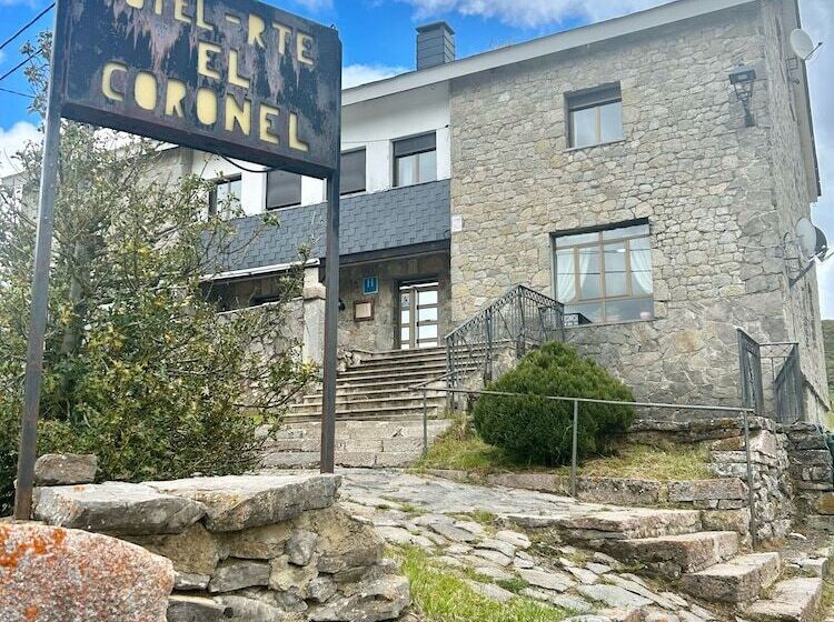 فندق Coronel Somiedo