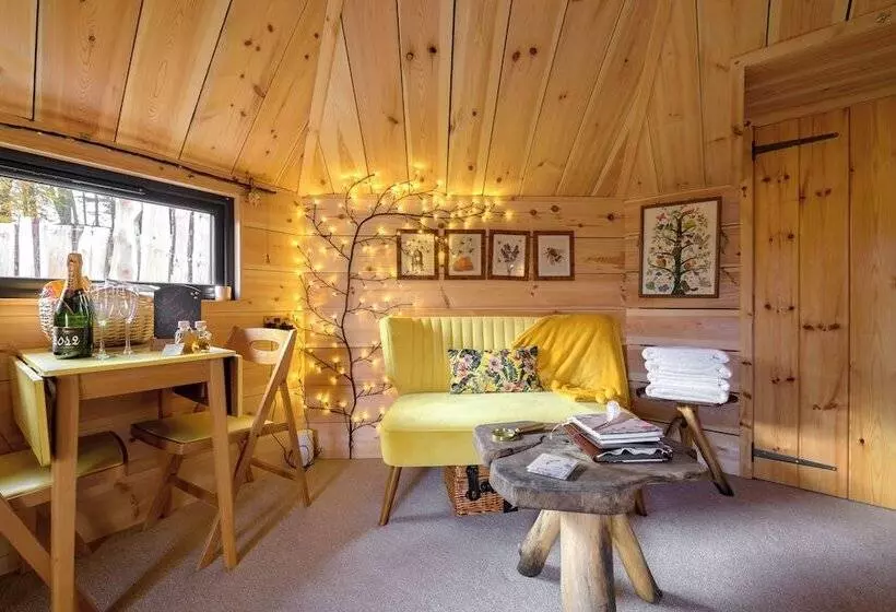 Hotelli Sweet Donside Cabins