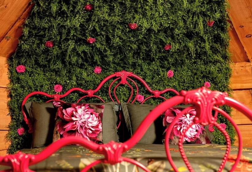 فندق Sweet Donside Cabins