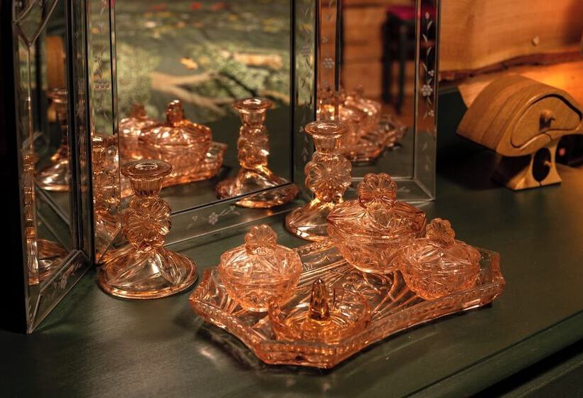 فندق Sweet Donside Cabins