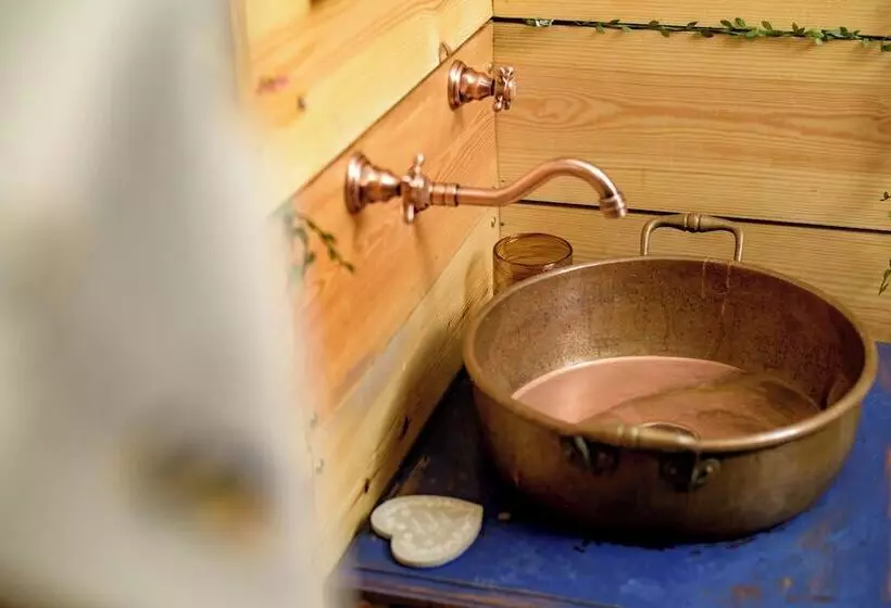 Hotelli Sweet Donside Cabins