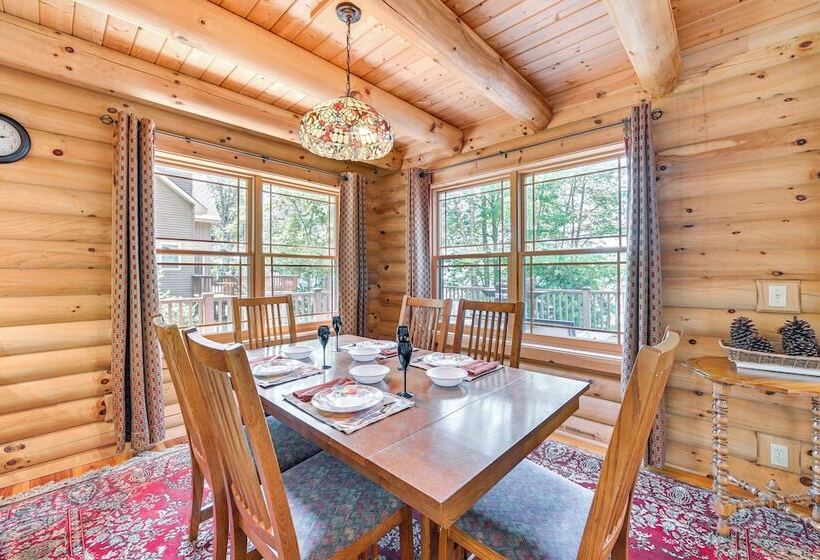 Lakefront Corinth Log Home: Private Dock, Fire Pit