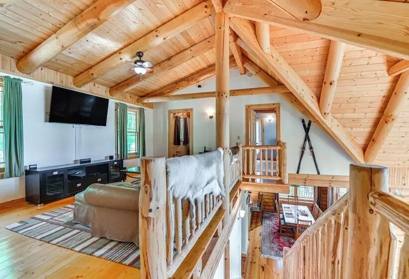 Lakefront Corinth Log Home: Private Dock, Fire Pit