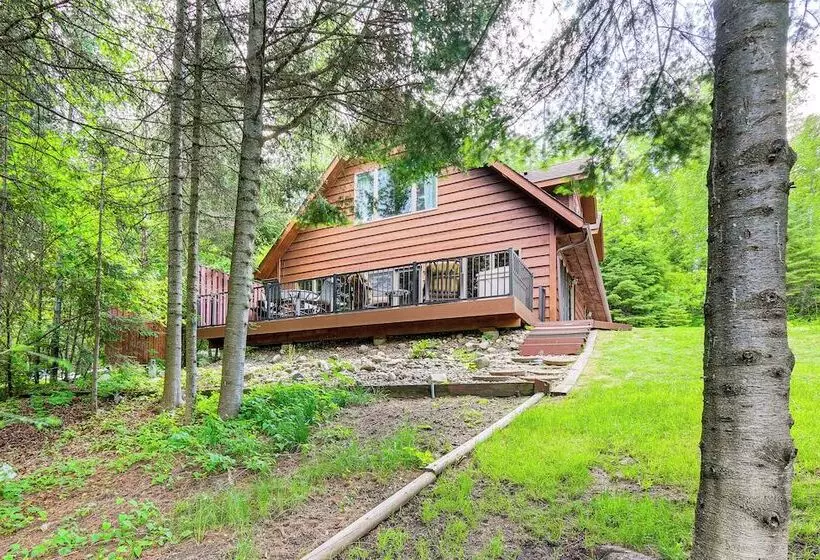 Lakefront Tower Home W/ Shared Dock!