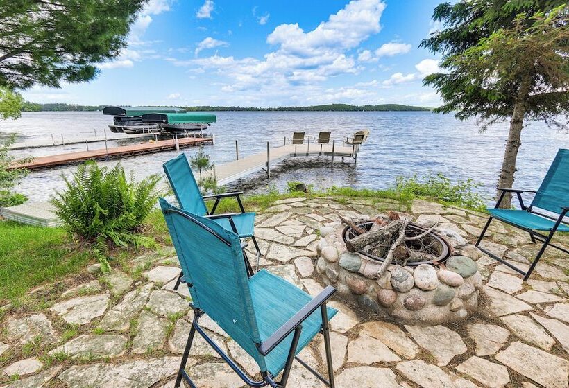 Lakefront Tower Home W/ Shared Dock!