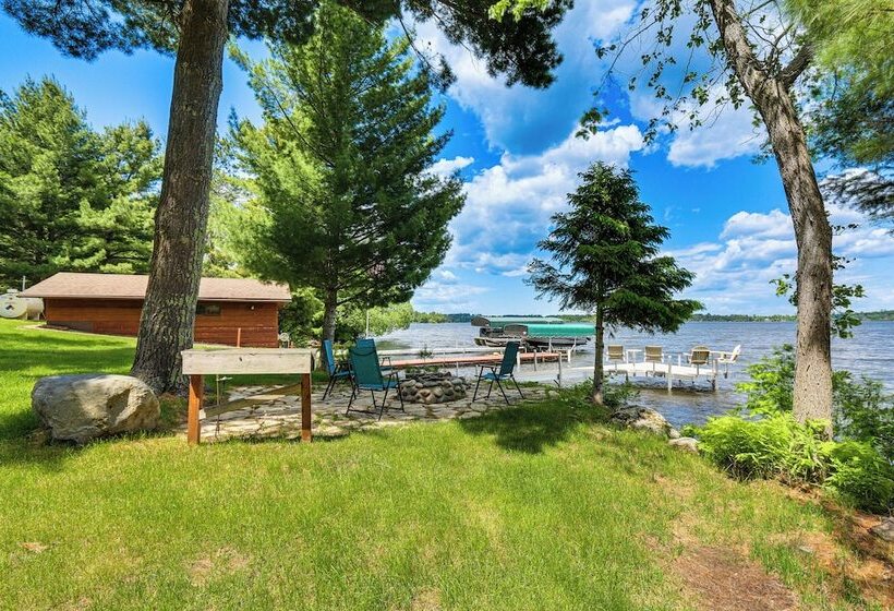 Lakefront Tower Home W/ Shared Dock!