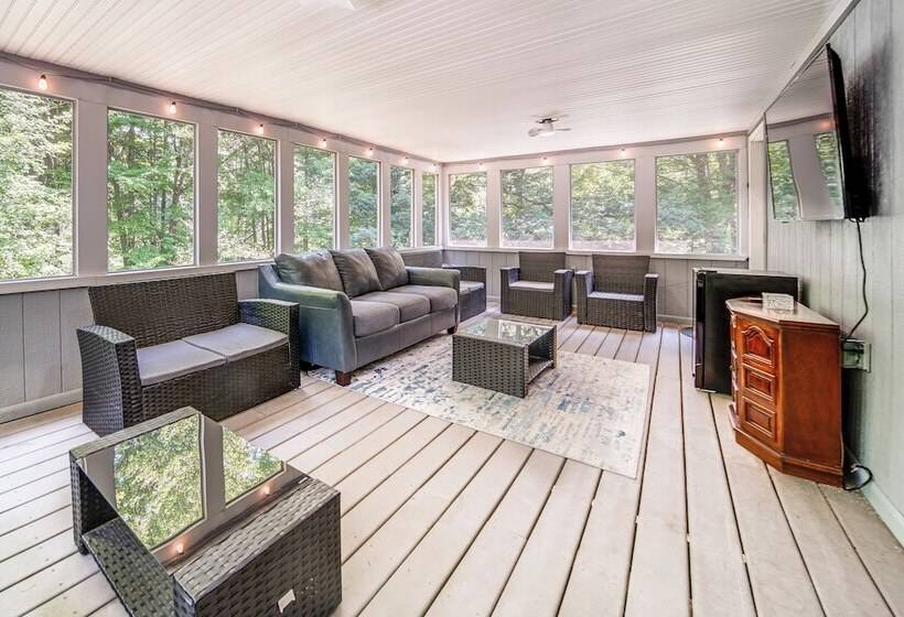 Pet Friendly Espyville Home W/ Yard & Fire Pit!