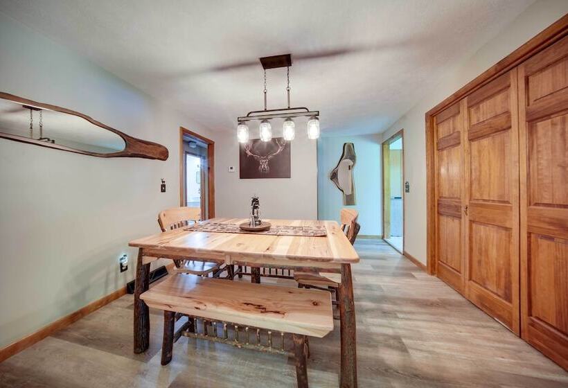 Pet Friendly Espyville Home W/ Yard & Fire Pit!