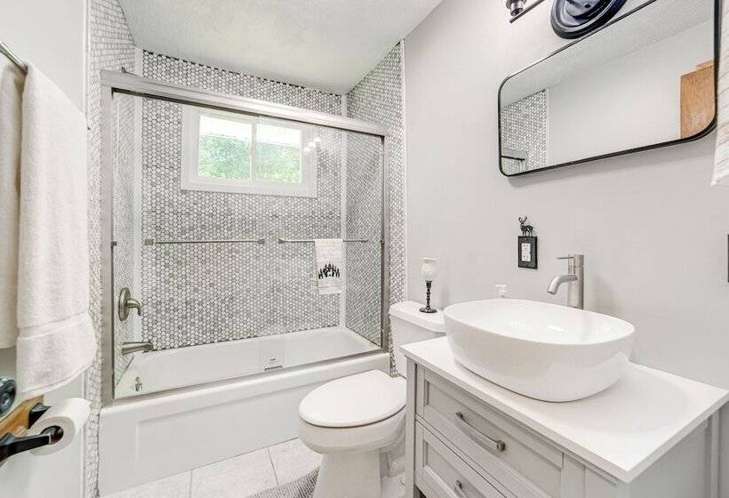 Pet Friendly Espyville Home W/ Yard & Fire Pit!