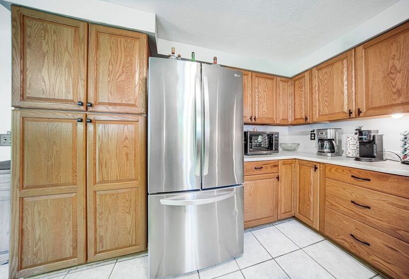 Pet Friendly Espyville Home W/ Yard & Fire Pit!