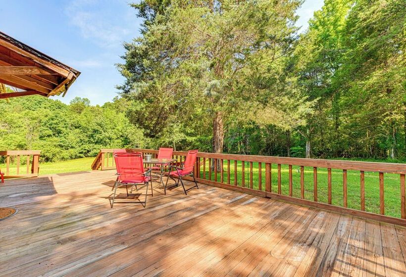 Statesville Cottage W/ Gas Grill Near Union Grove!