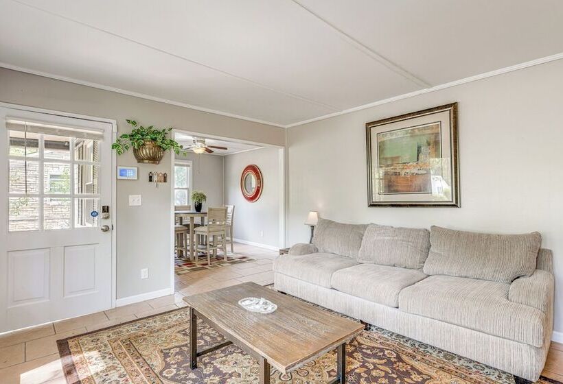 Sunny Warner Robins Home ~ 1 Mi To Robins Afb!