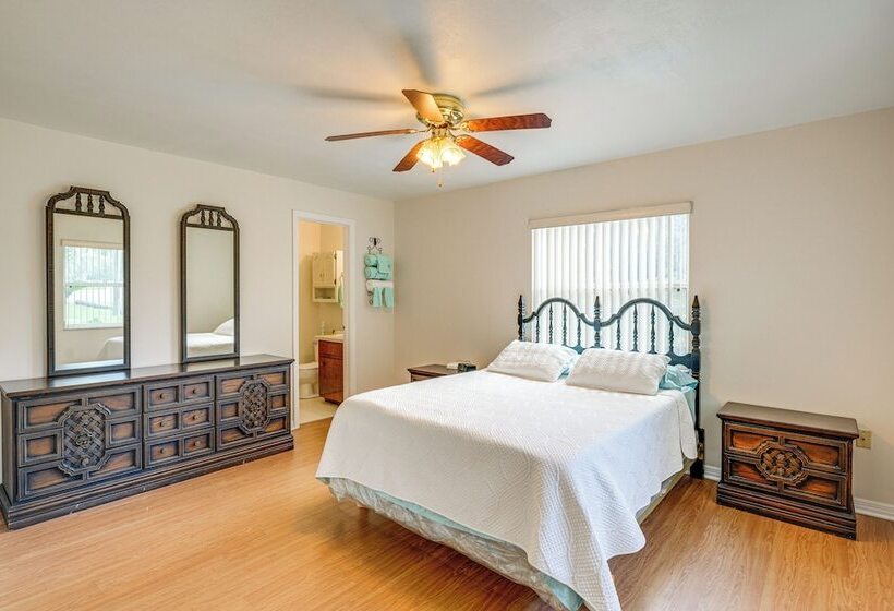 Welcoming Bartow Home Near Family Attractions!