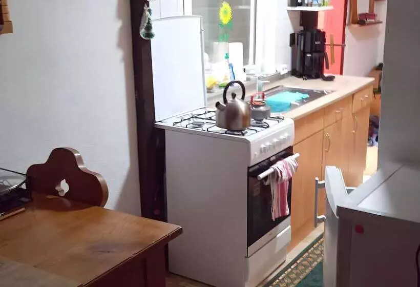 Beautiful Querbach Hut With Spring Water