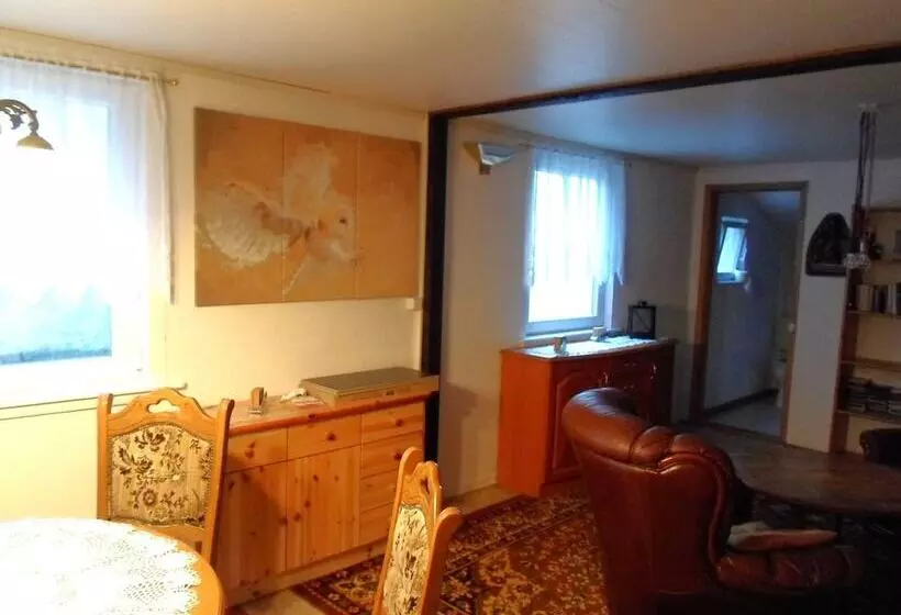 Beautiful Querbach Hut With Spring Water