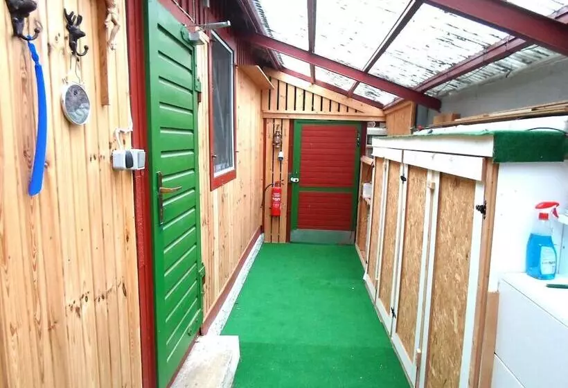 Beautiful Querbach Hut With Spring Water