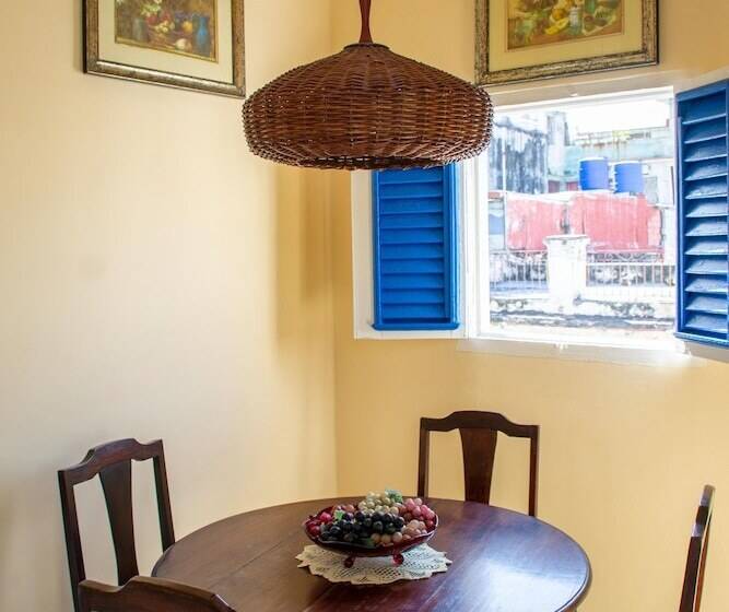 تختخواب و صبحانه Casa Colonial Armando