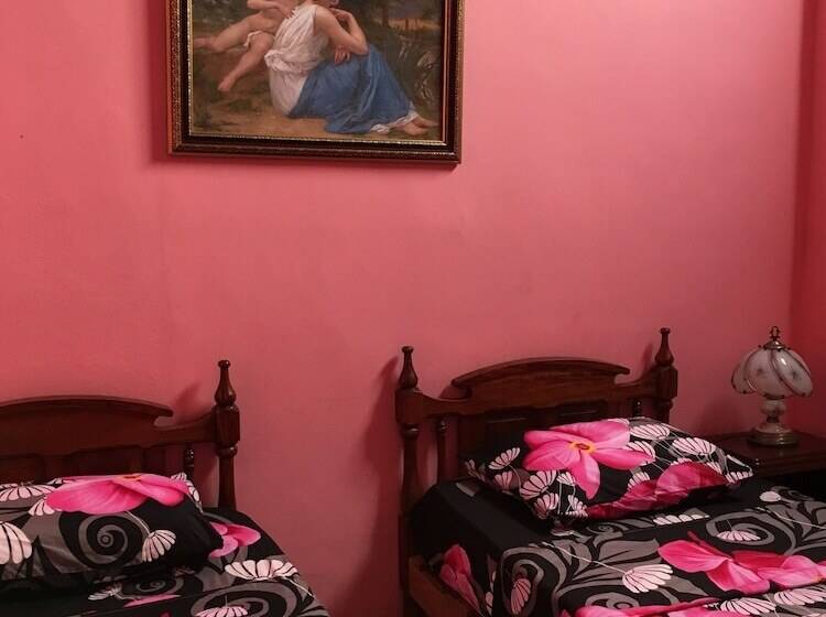 تختخواب و صبحانه Casa Colonial Armando