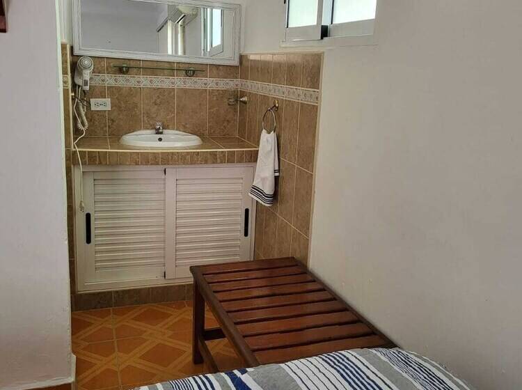 تختخواب و صبحانه Retiro Nancy