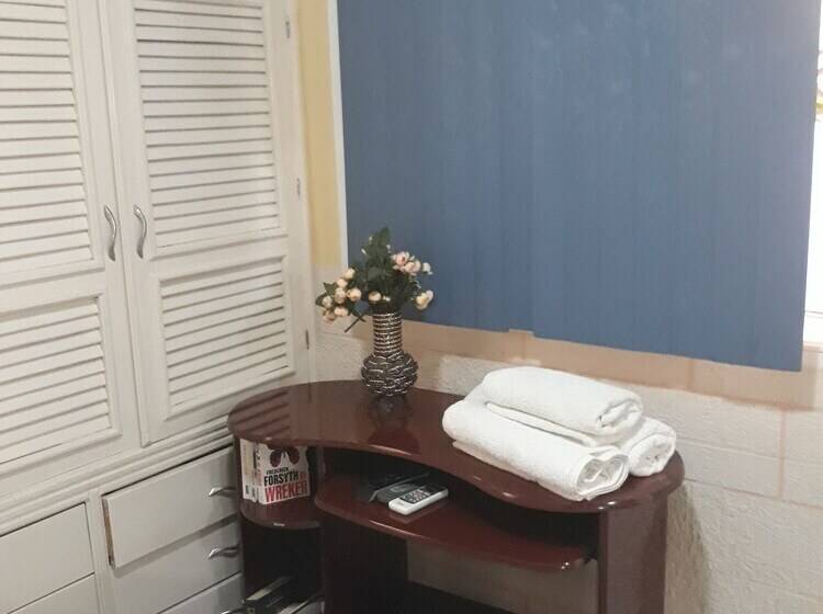 تختخواب و صبحانه Retiro Nancy