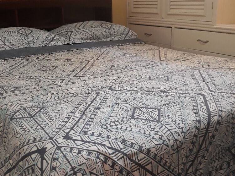 تختخواب و صبحانه Retiro Nancy