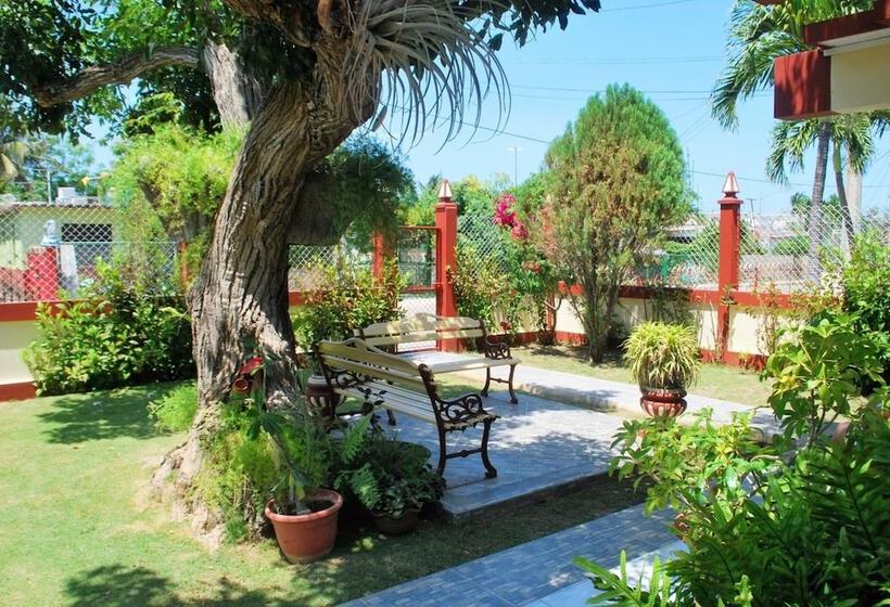 تختخواب و صبحانه Retiro Nancy