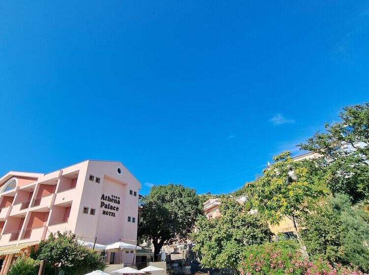 ホテル Athena Palace