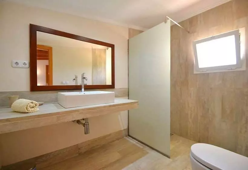 Hotelli Belvilla By Oyo Roura