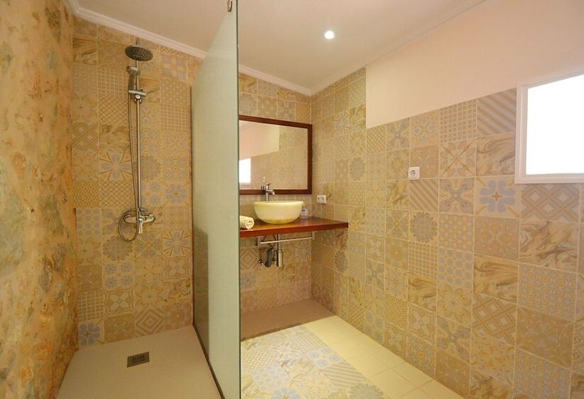 هتل Belvilla By Oyo Roura