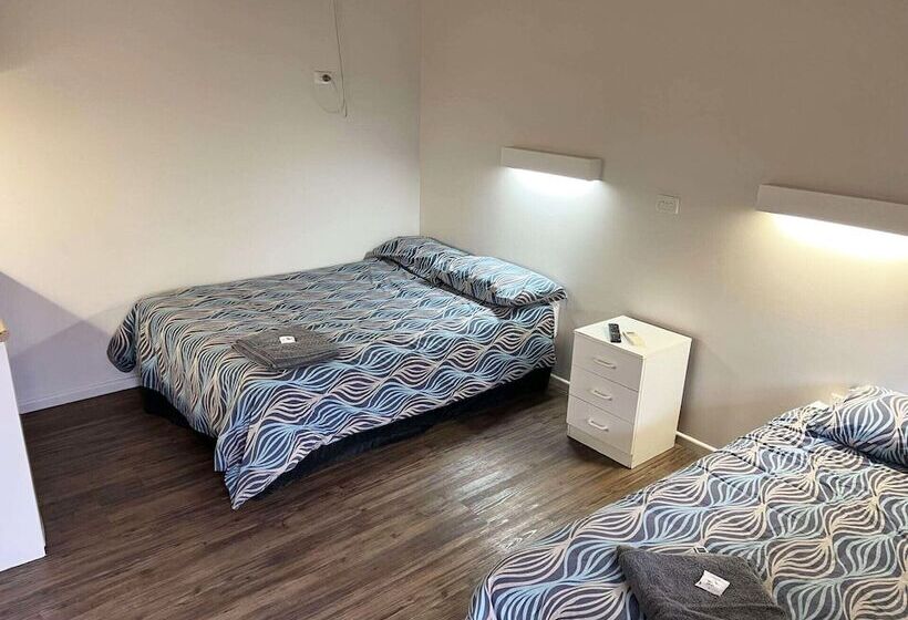 ホテル Cattle Camp