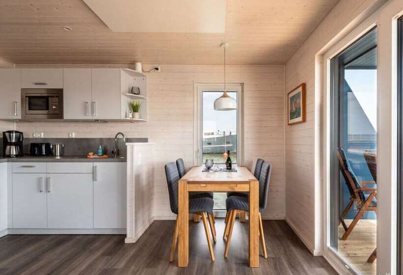 Hotel Houseboat Harmony