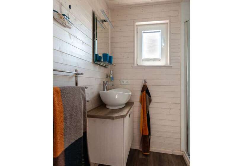 Hotel Houseboat Harmony