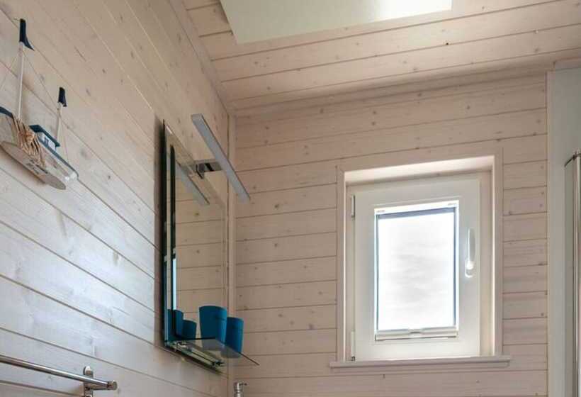 Hotel Houseboat Harmony