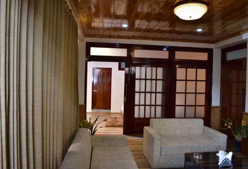 ホテル Lasso Regency & Spa Namchi