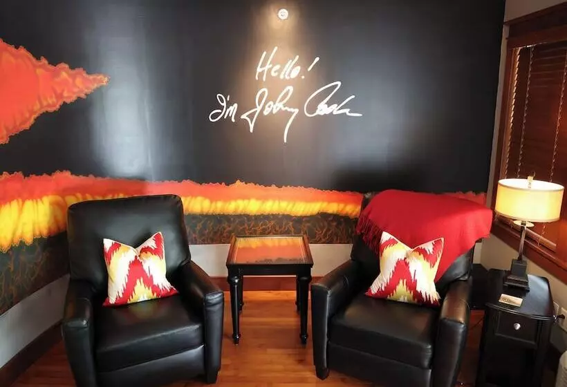 ホテル The Liberty Lodge At Sister Bay