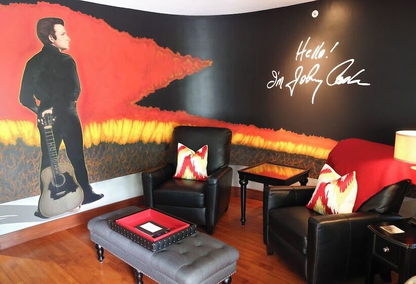 فندق The Liberty Lodge At Sister Bay