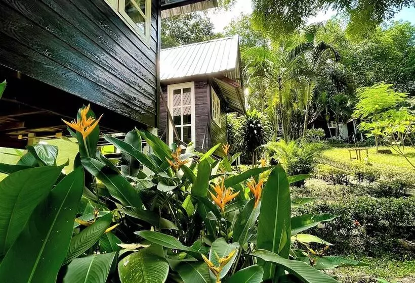 ホテル Vanara Bungalows