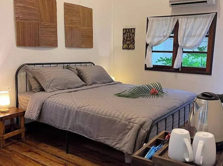 ホテル Vanara Bungalows